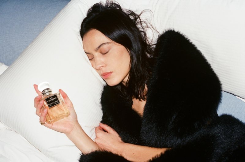 BALENCIAGA No Comment Parfum worn by Alexa Chung | Alexa Chung Outfit and Style