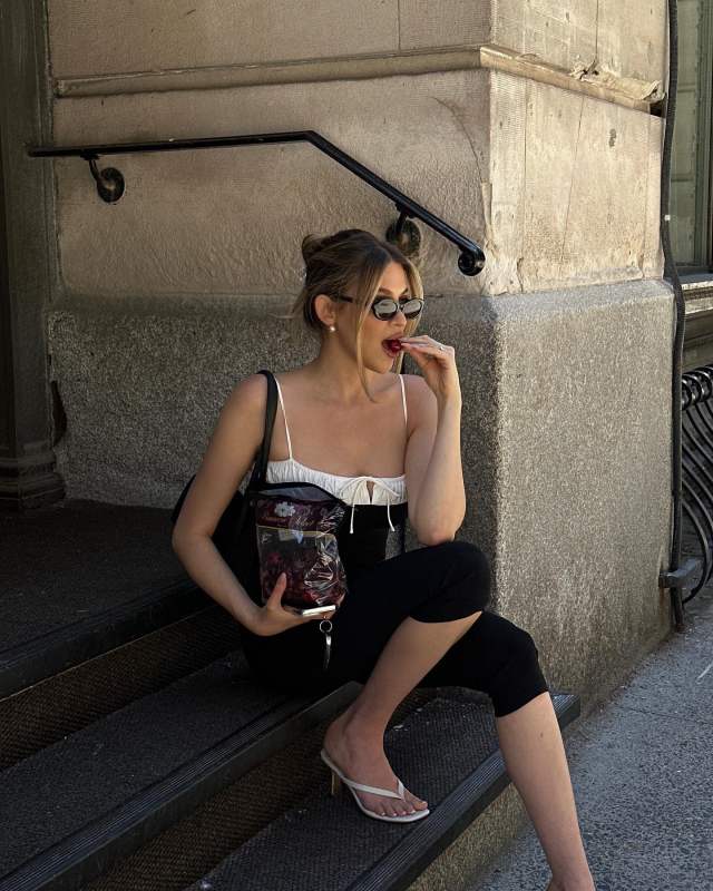 Reformation Sadie Knit Top Black and White and Bailey Nelson Dionne sunglasses worn by Nitsan Raiter Fluxgold | nitsanraiter's closet