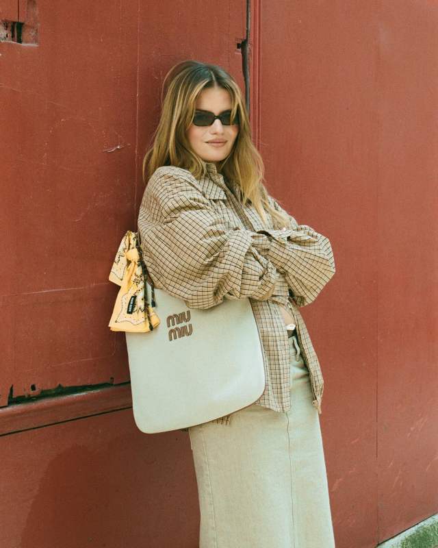 MIU MIU IVY canvas bag and MIU Regard sunglasses worn by Sabina Socol | sabinasocol's closet