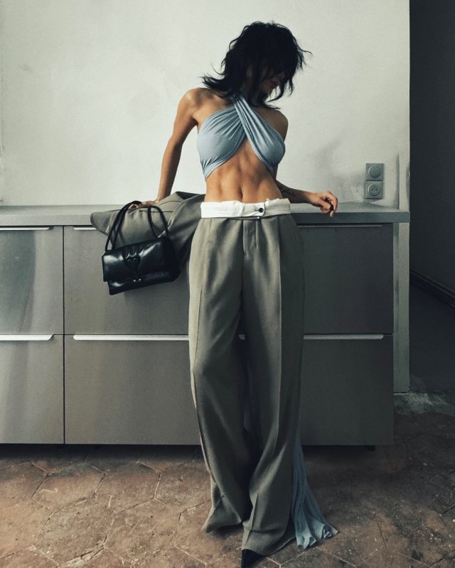 AMI HIGH WAIST LARGE TROUSERS, AMI DRAPED TOP BRA and AMI VOULEZ-VOUS BAG worn by xiayan guo | gxiayan's closet