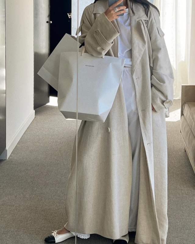NA-KD Linen Blend Trench Coat, HERMES Embroidered t-shirt, CHANEL BALLET FLATS and Sinoon Lace String Pants worn by wwwwwzwwwwww | wwwwwzwwwwww's closet