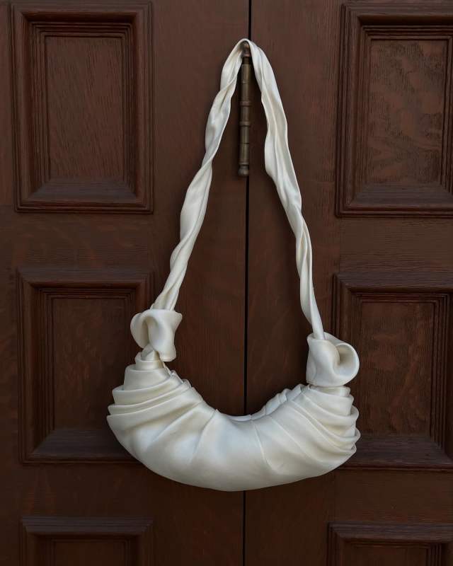 GIA STUDIOS Croissant Shoulder Bag worn by Şirin Haban | creativeecho's closet