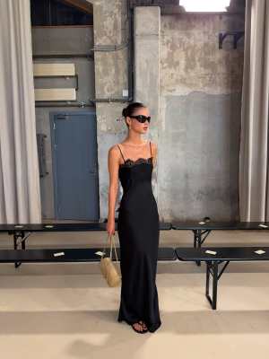 Cristina Huda style