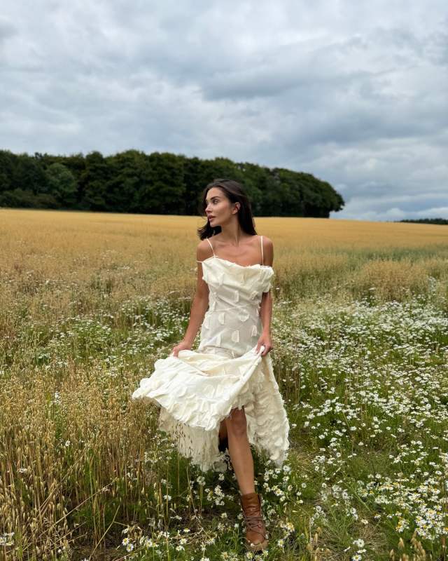 Jacquemus La Robe Draggiu worn by Amy Jackson | iamamyjackson's closet