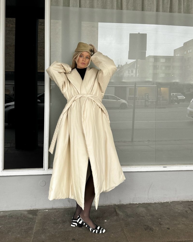 The Row Francine puffer coat and Roger Vivier Belle Vivier Zebra Buckle Pumps worn by Josefine Haaning Jensen | josefinehj's closet