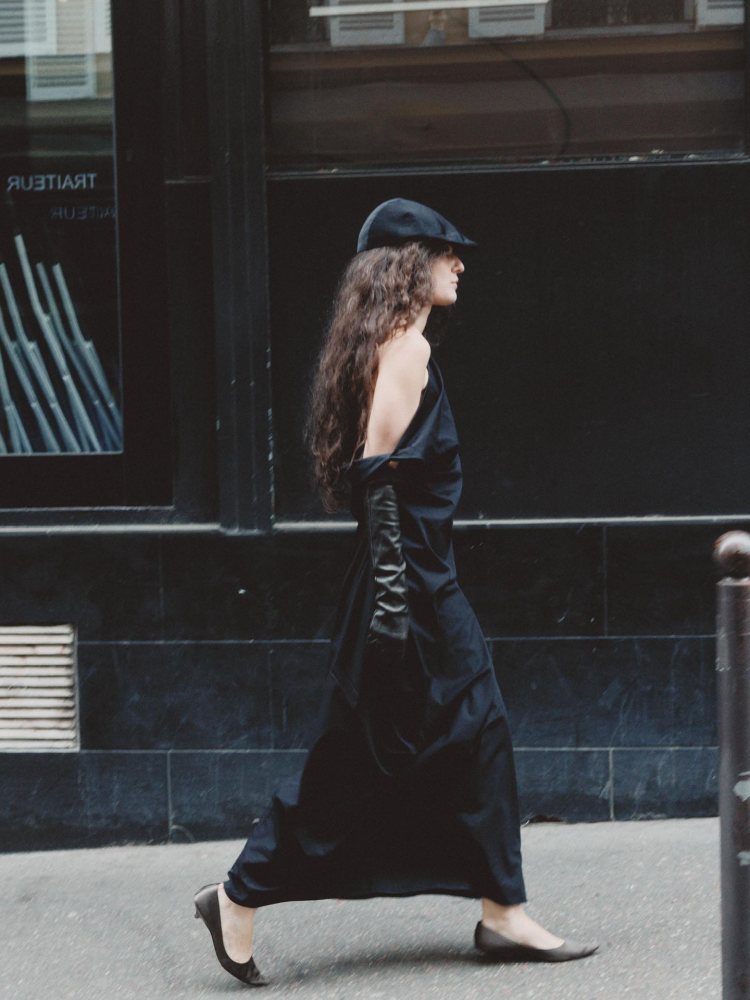 The Row Bamaris One-Shoulder Draped Maxi Dress, The Row Liisa satin pumps, The Row Simon Leather Gloves and Krasnova FLAT CAP worn Emily Bonita | Emily Bonita Outfits and Style