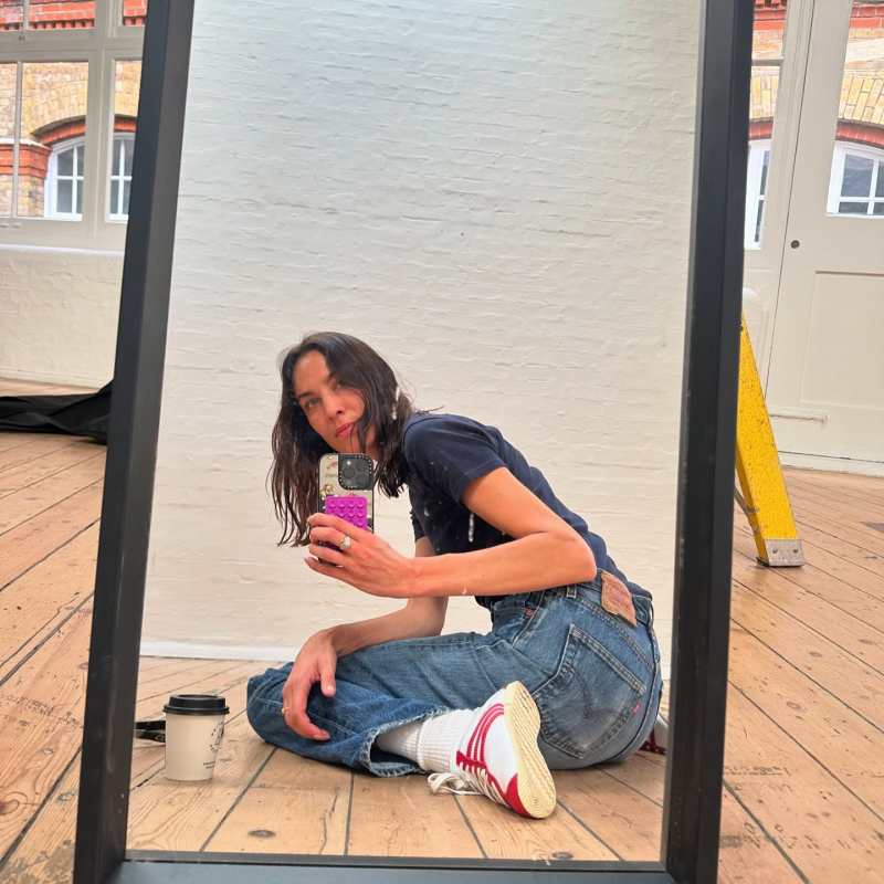 Adidas Originals Japan Shoes and Levi's 501® Original Fit Women's Jeans worn by Alexa Chung | Alexa Chung Outfits and Style