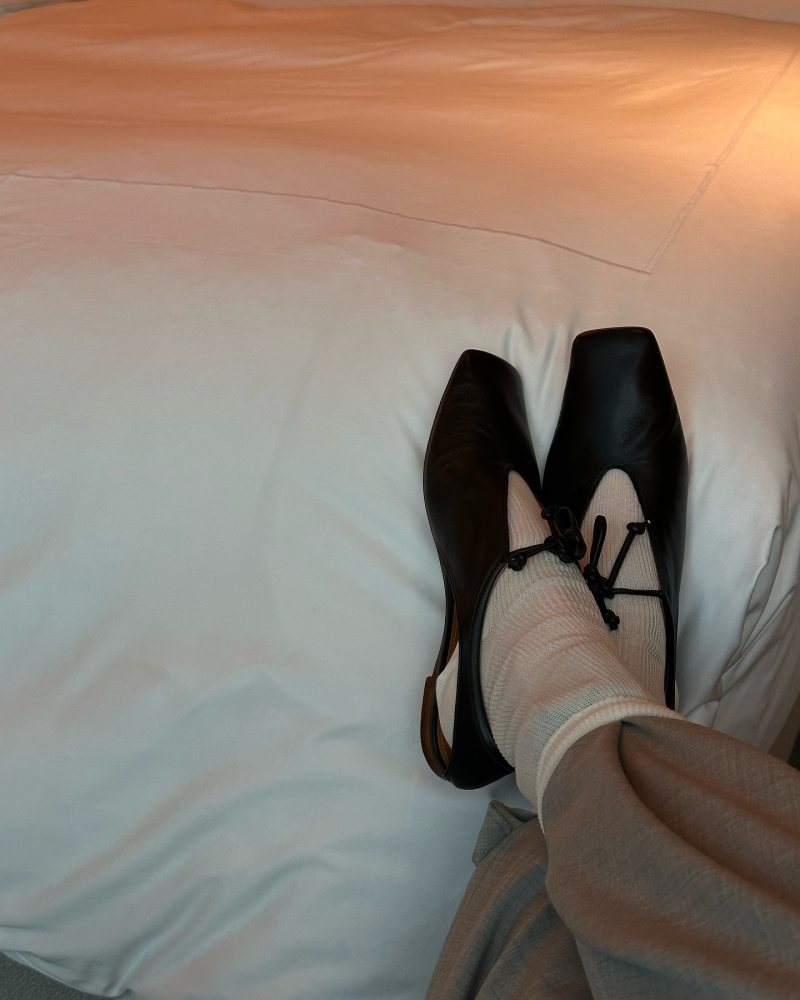 PIPPICHIC AMBER COCO 8 Flat Shoes worn by Viky Rader | Viky Rader Outfits and Style
