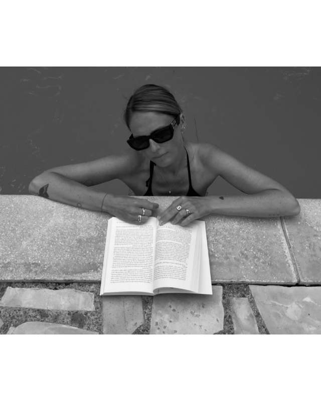 MIU MIU MU 09WS Runway Sunglasses worn by Maria Kaas | makaas's closet