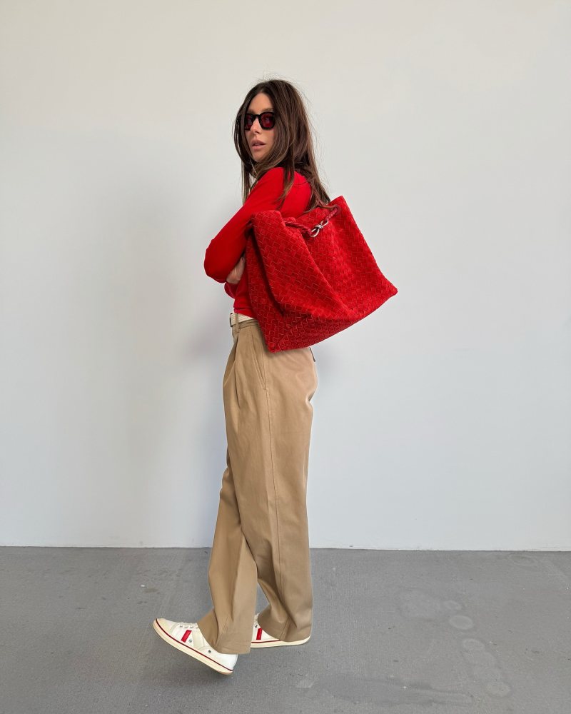 MIU MIU Technical yarn sweater and Bottega Veneta Large Andiamo Intrecciato Suede Top-Handle Bag worn by Julia Kalmanovich | Julia Kalmanovich Outfits and Style