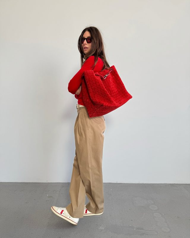 MIU MIU Technical yarn sweater and Bottega Veneta Large Andiamo Intrecciato Suede Top-Handle Bag worn by Julia Kalmanovich | Julia Kalmanovich Outfits and Style