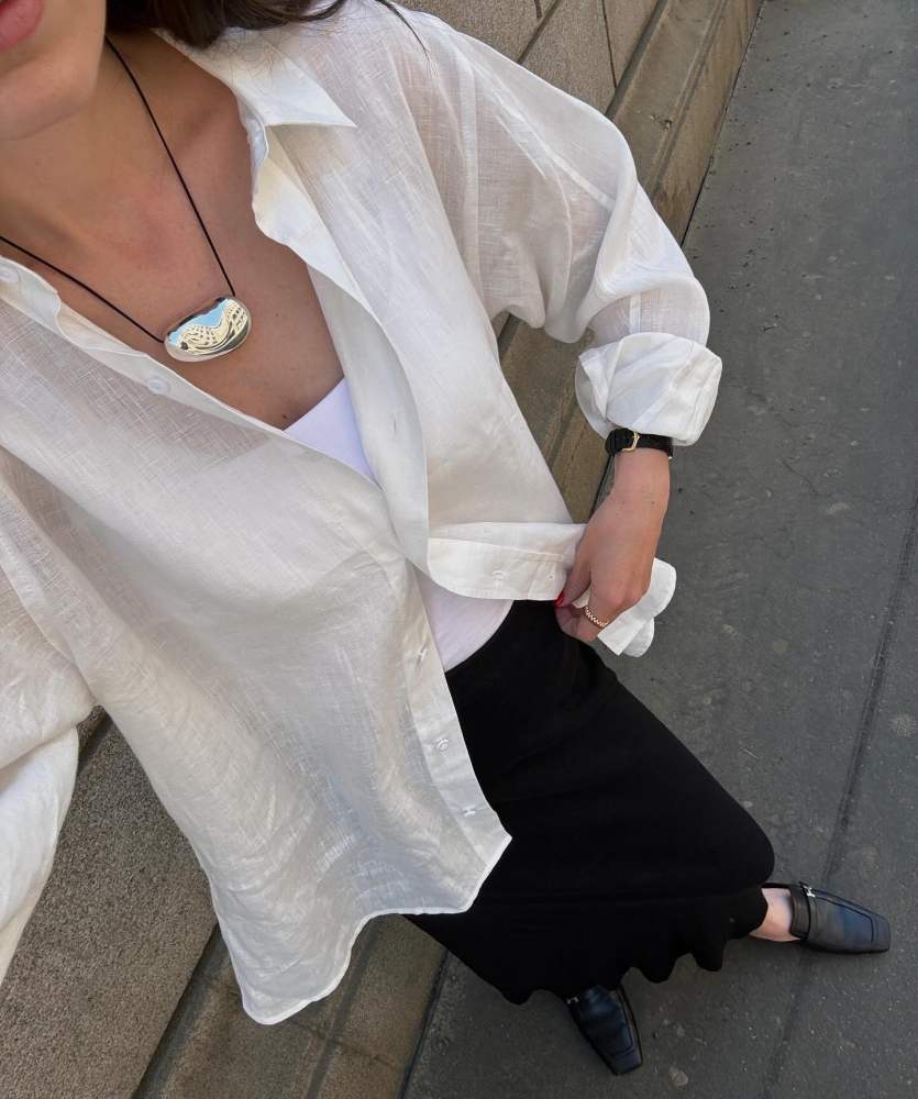 HERMES Groupie Mule and Tiffany & Co. Elsa Peretti™ Bean design Pendant worn by Annabel Rosendahl
 | annabelrosendahl's closet