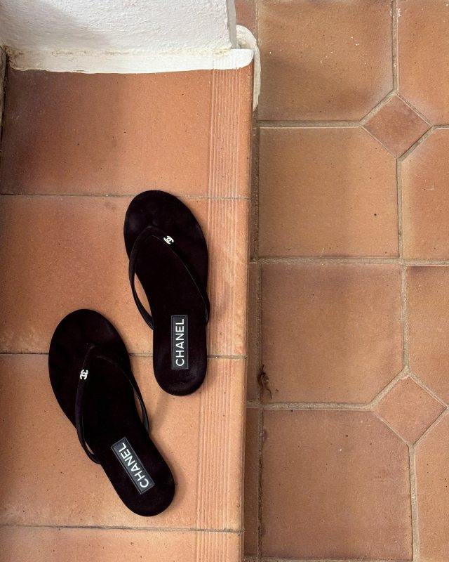 CHANEL THONGS shared by Annijor | annijor's closet