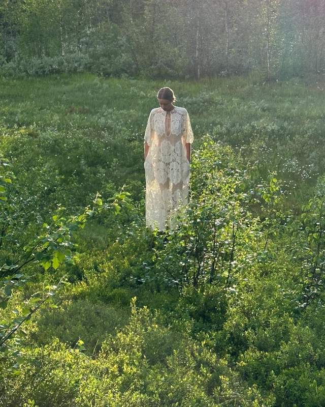 MR. LARKIN LOLA DRESS worn by Hanna Stefansson | hannastefansson's closet