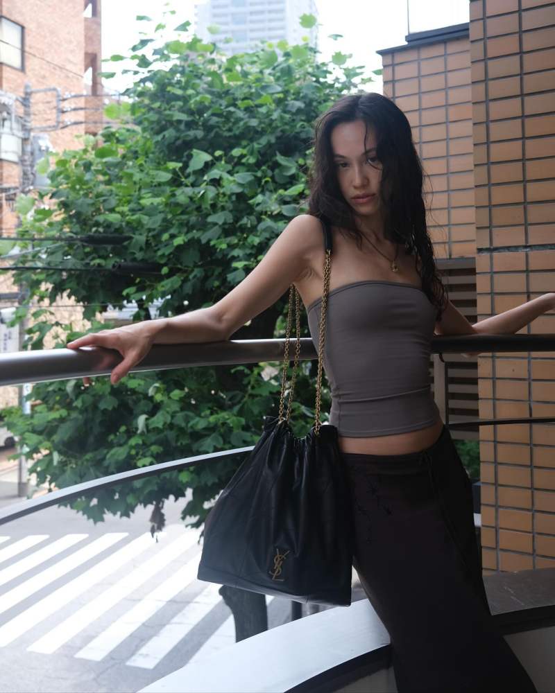 SAINT LAURENT Jamie 4.3 leather bucket bag worn by 水原希子 KIKO MIZUHARA | i_am_kiko's closet