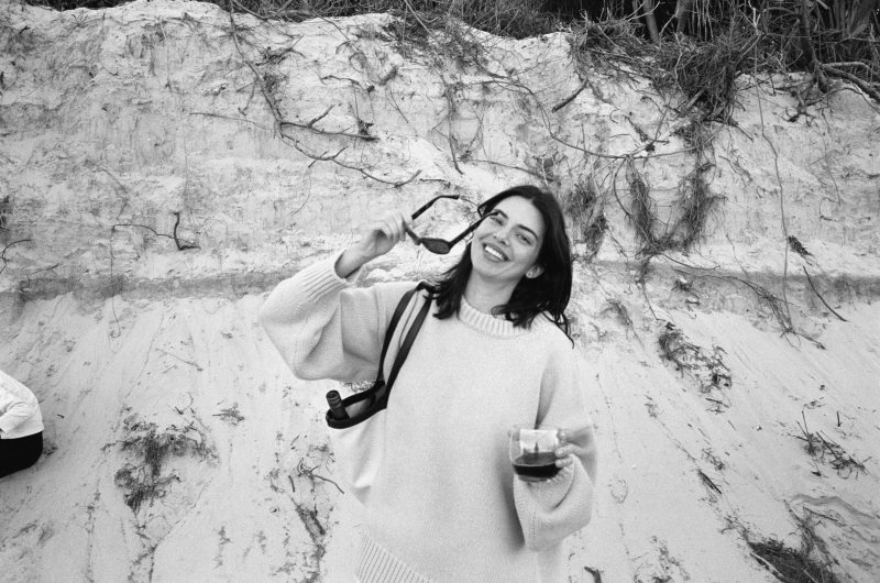 The Row Ophelia wool and cashmere sweater worn by Kendall Jenner | Kendall Jenner Outfits and Style