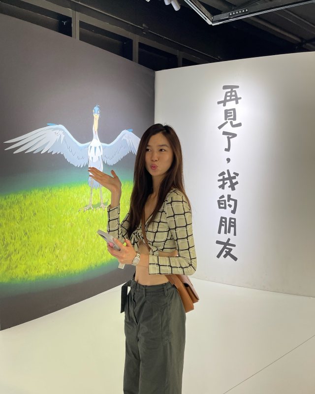 HELENAMANZANO Green Nudo Blouse and SAINT LAURENT NIKI BESACE IN LEATHER worn by Estelle 陈瑜 | chen_estelle's closet