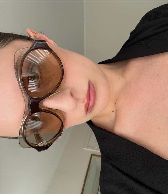 PHOEBE PHILO COOKIE SUNGLASSES in cognac acetate worn by Christie Tyler | Christie Tyler Outfits and Style