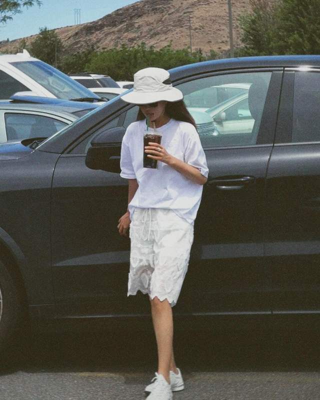 The Garment Afrodite Embroidered Shorts and HERMES T-SHIRT worn by wwwwwzwwwwww | wwwwwzwwwwww's closet