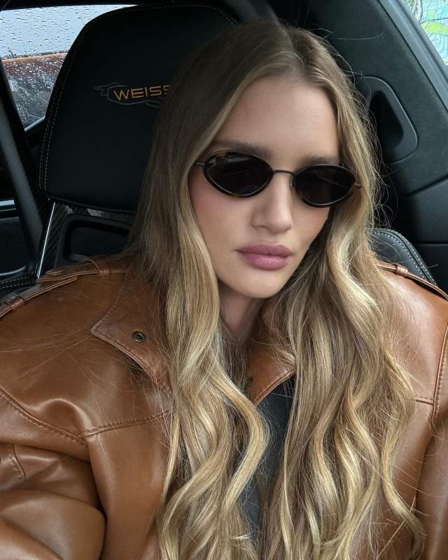 HOUSE OF DAGMAR OVAL SUNGLASSES as seen on @rosiehw