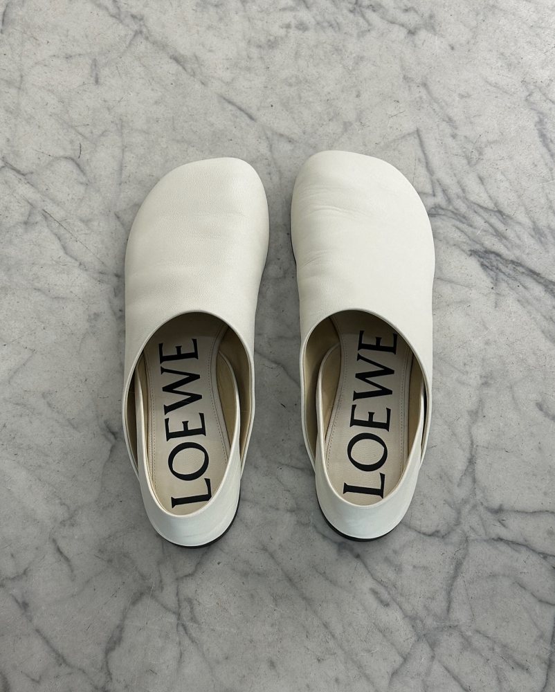 LOEWE Toy leather slippers shared by Annijor | annijor's closet