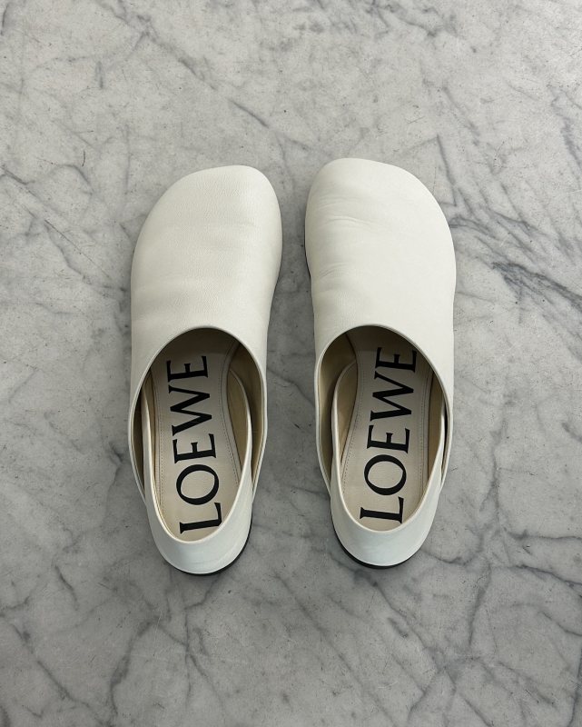 LOEWE Toy leather slippers shared by Annijor | annijor's closet