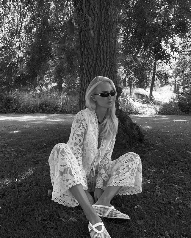 ALAIA BALLET FLATS IN FISHNET, SEA Lovina Jacket and Lovina Pants worn by Lovisa Worge | lovisaworge's closet