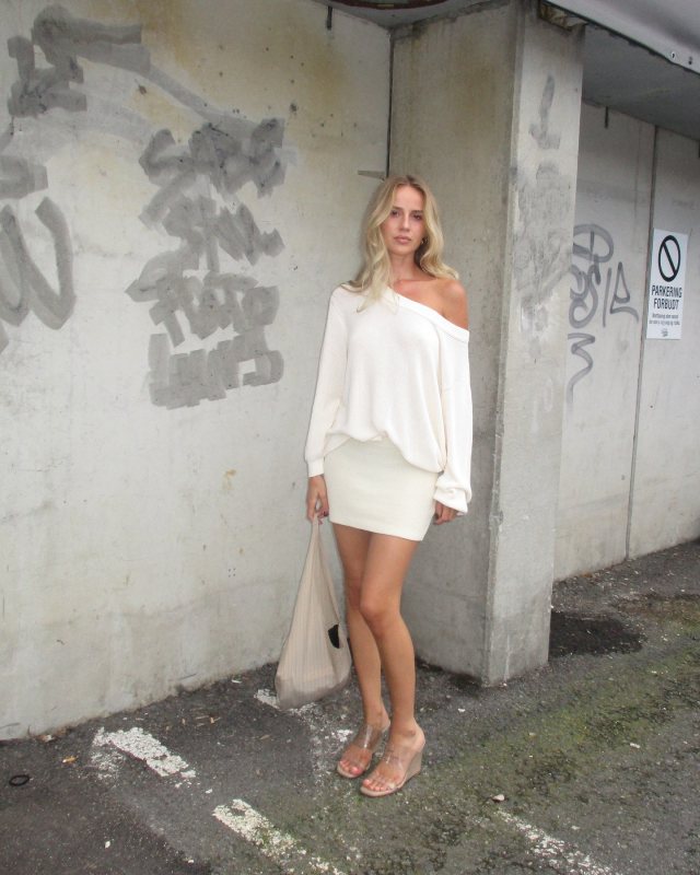MASSIMO DUTTI OVERSIZE PURL KNIT SWEATER, Maryam Nassir Zadeh 95mm Olympia leather wedge mule and AYA MUSE White Skirt worn by Annijor | annijor's closet