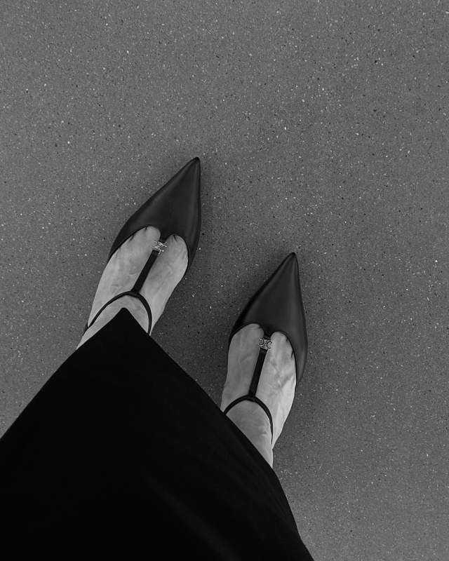 CELINE KITTEN T-BAR STRAP PUMP worn by Maria Kaas | makaas's closet