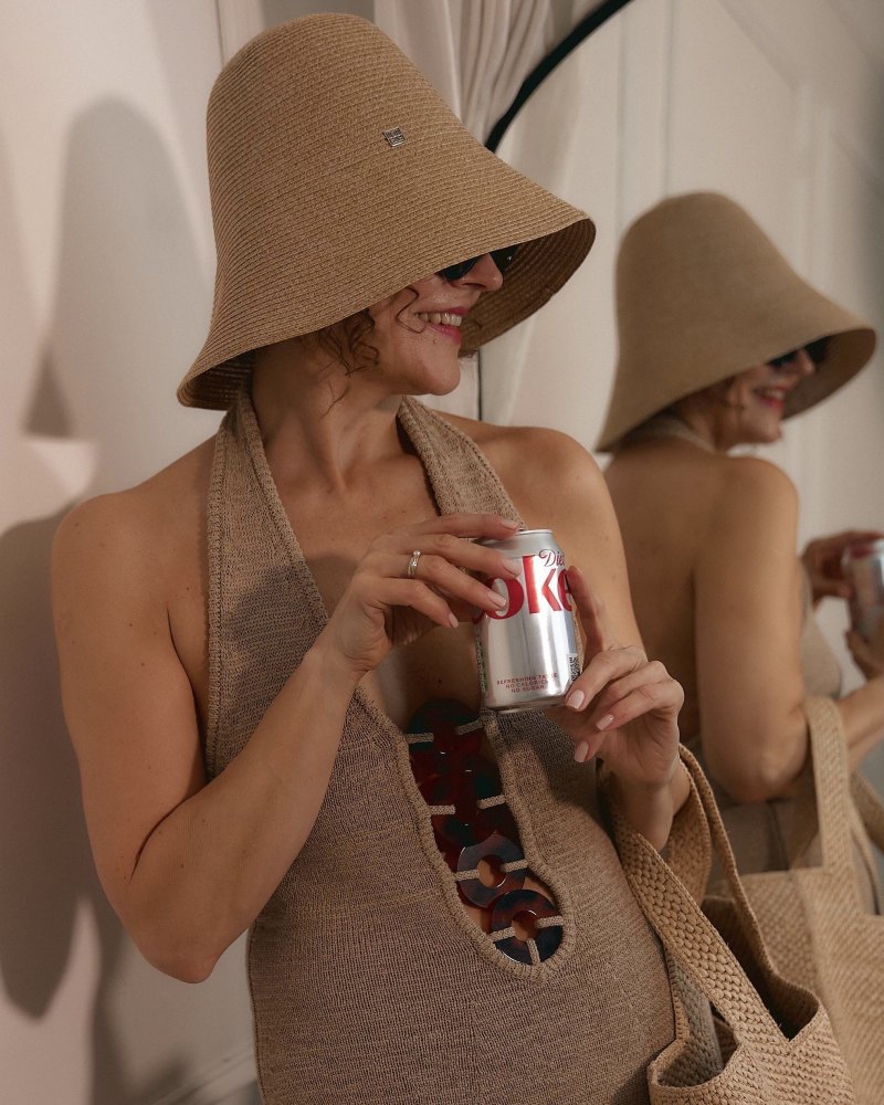 TOTEME woven-design bucket hat as seen on Renia Jaz @venswifestyle