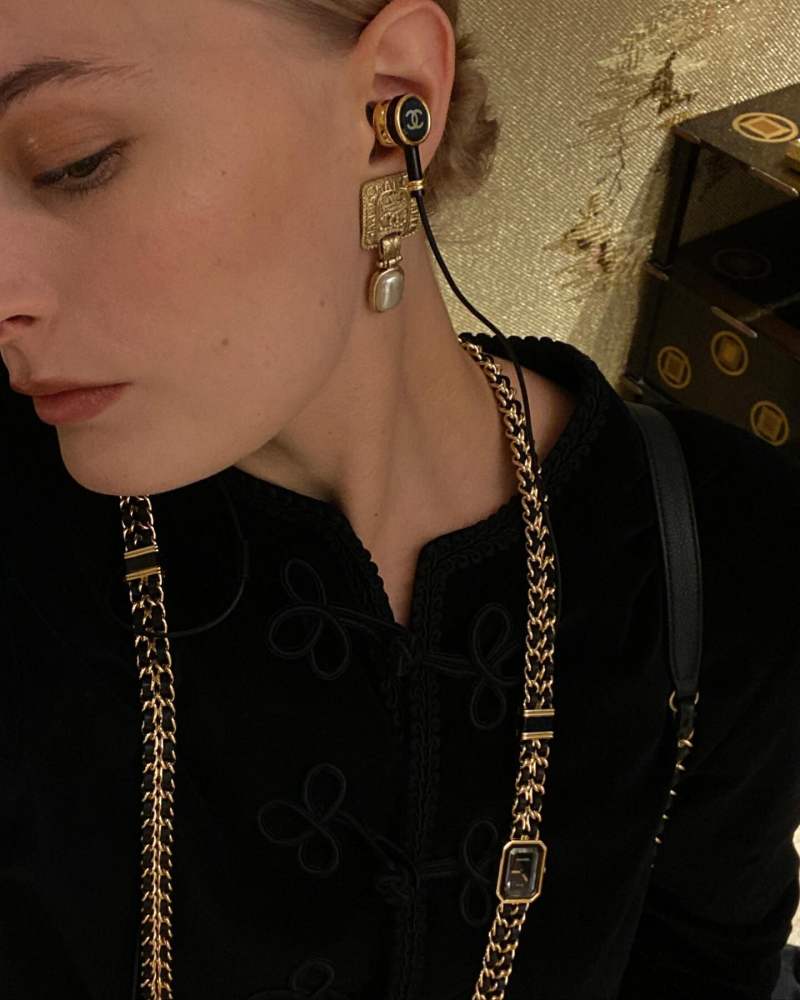 CHANEL Première Sound Watch worn by Christie Tyler | christietyler's closet