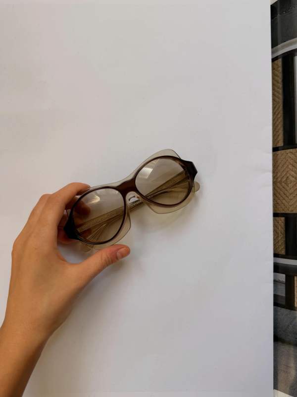 PHOEBE PHILO COOKIE SUNGLASSES in cognac acetate worn by Likuna | Likuna Outfits and Style