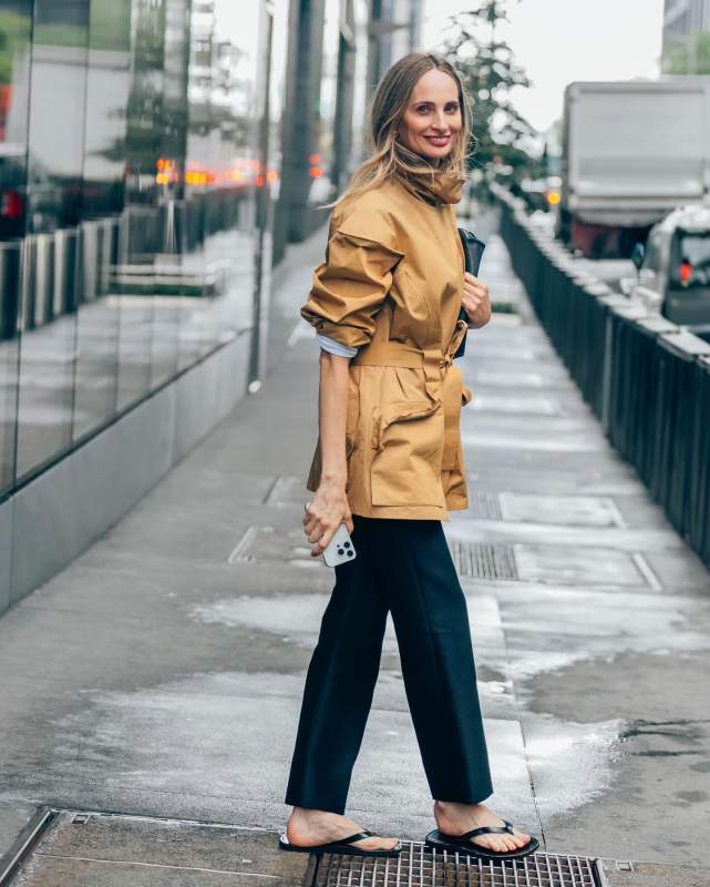 The Row Pierrick Technical Cotton Trench Coat worn by Lauren Santo Domingo | thelsd's closet