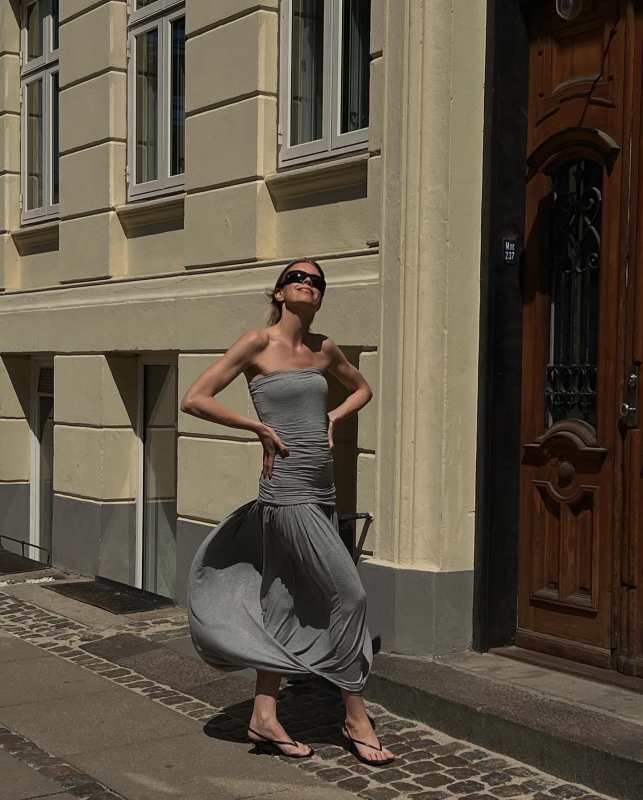 Pixie Market Bubble Hem Strapless Dress worn by Hanna Stefansson | Hanna Stefansson Outfits and Style