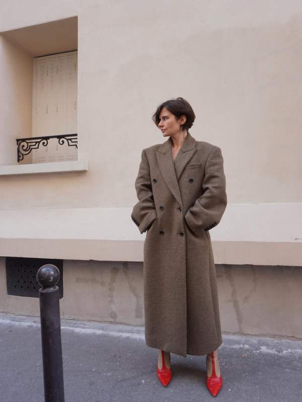 ROHE hourglass wool coat | forest melange worn by Marta Cygan | Marta Cygan Outfit and Style