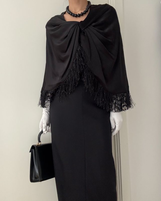By Malene Birger Pinlo cape and GUCCI Lady Lock leather handbag worn by Sophie Khanh | Sophie Khanh Outfits and Style