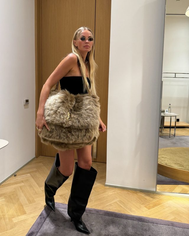 Saint Laurent NIKI OVERSIZED in shearling worn by Marina nms_mn | nms_mn's closet