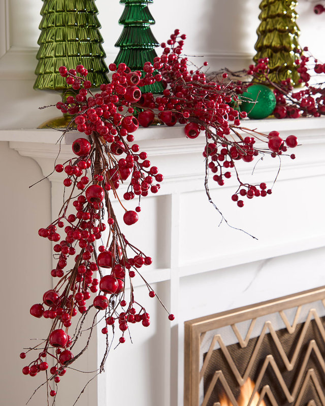 6' Berry Garland