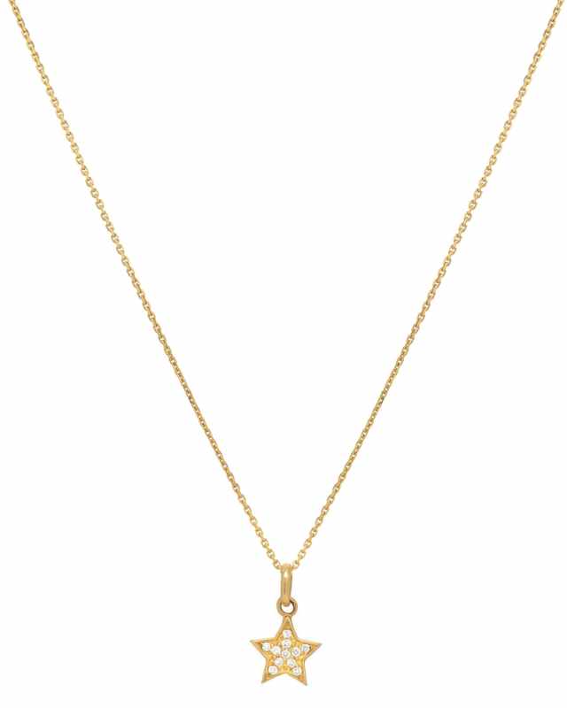 14k Gold Diamond Pave Star Necklace