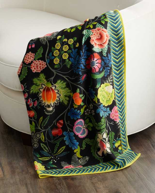 Brocart Decoratif Noir Throw, 51" x 71"