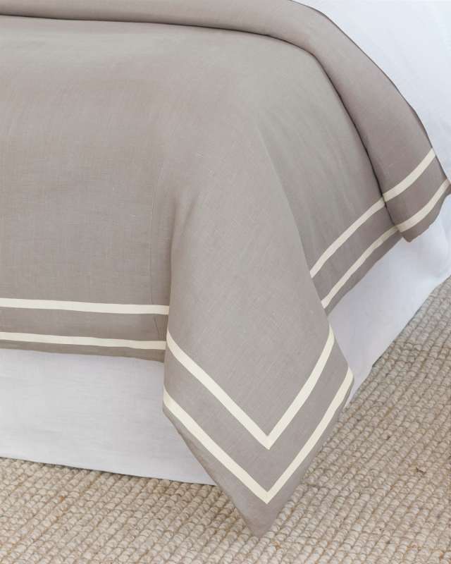 Resort Fret Oversized King Duvet
