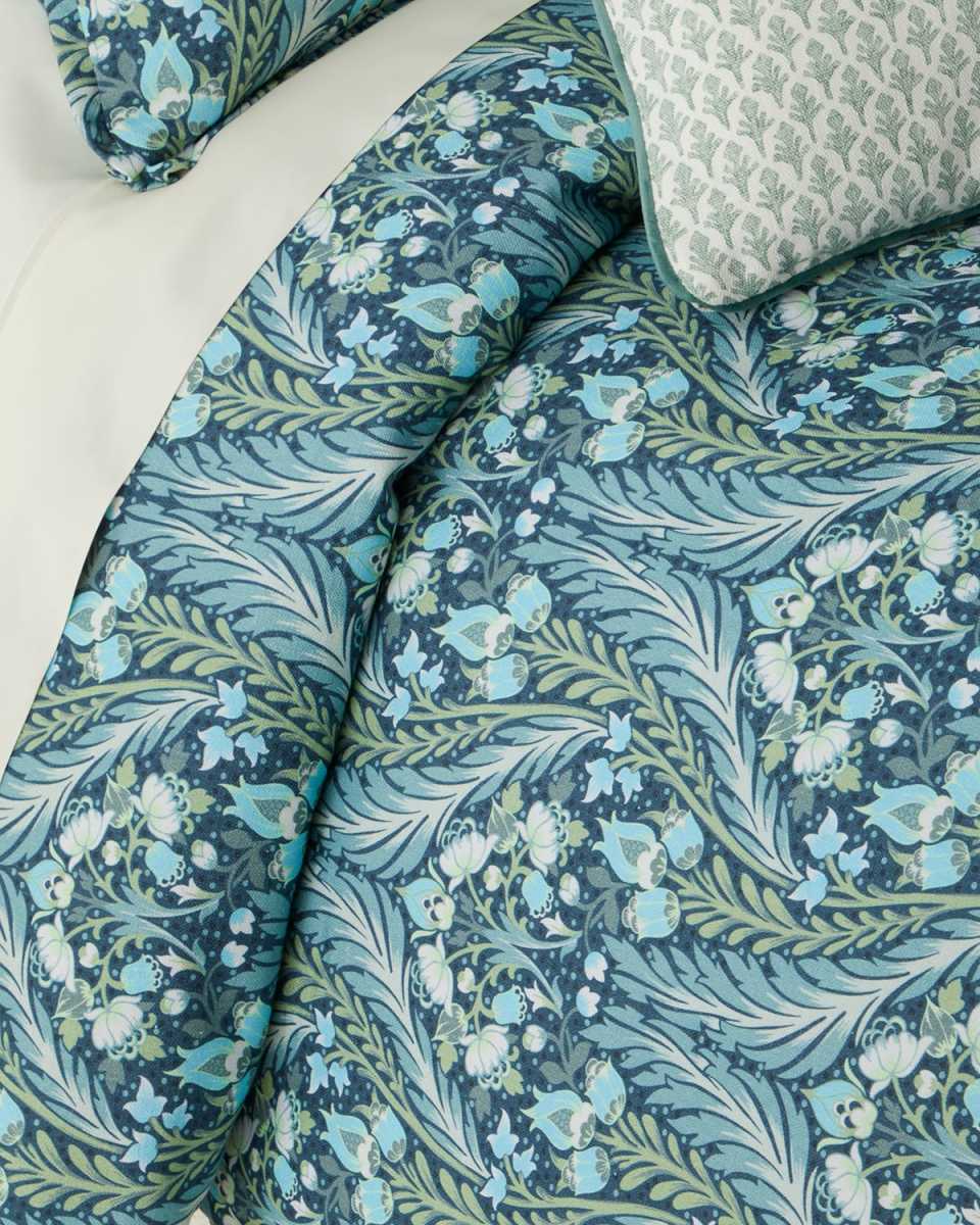 Indigo Garden Queen Duvet