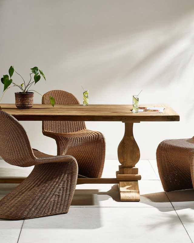 Novell Outdoor Dining Table