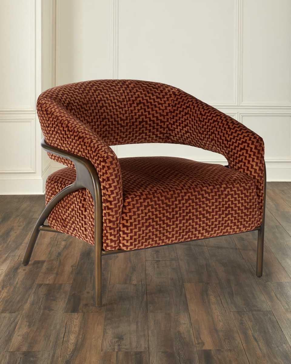 Ari Club Chair