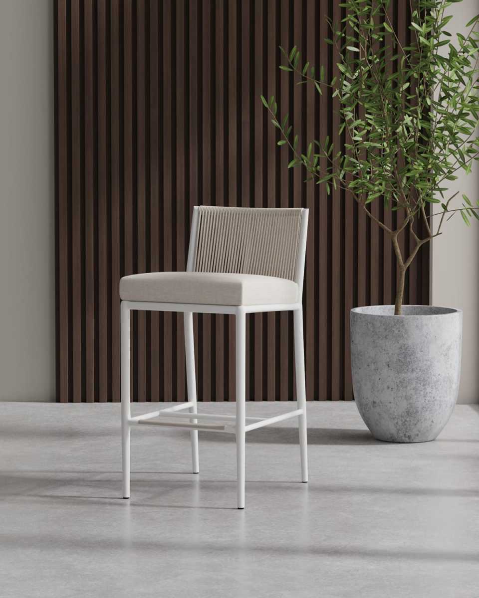 Sabbia 26" Indoor/Outdoor Counter Stool