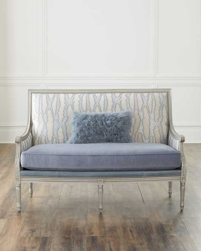 Riverah Settee
