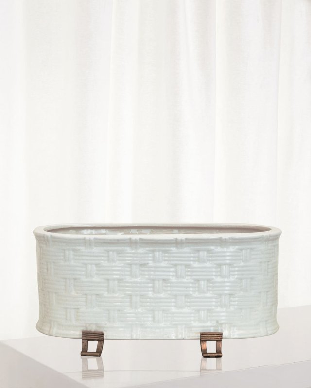 Sanibel Oval Planter