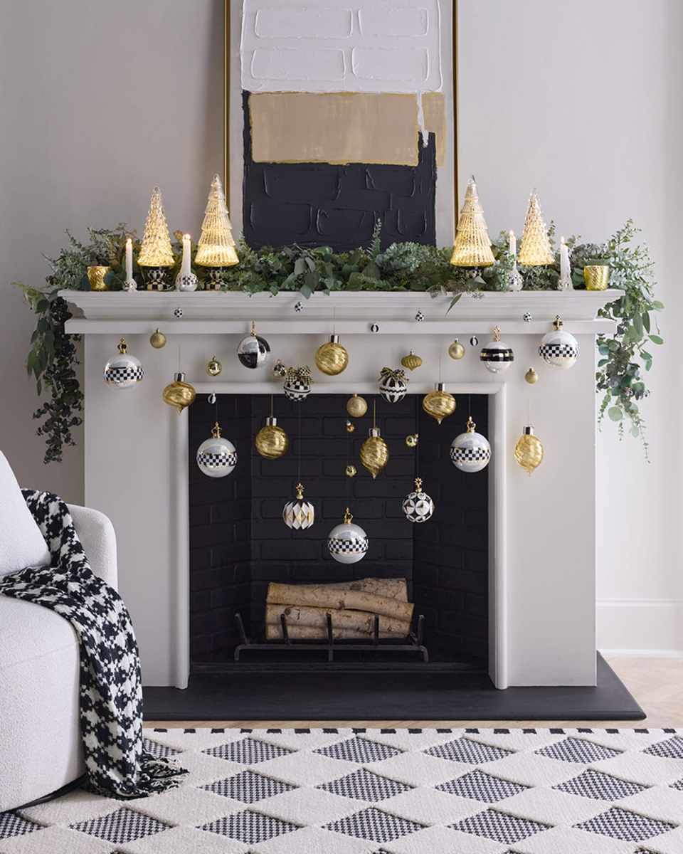 Black White Star Glass Ball Ornaments, Set of 4