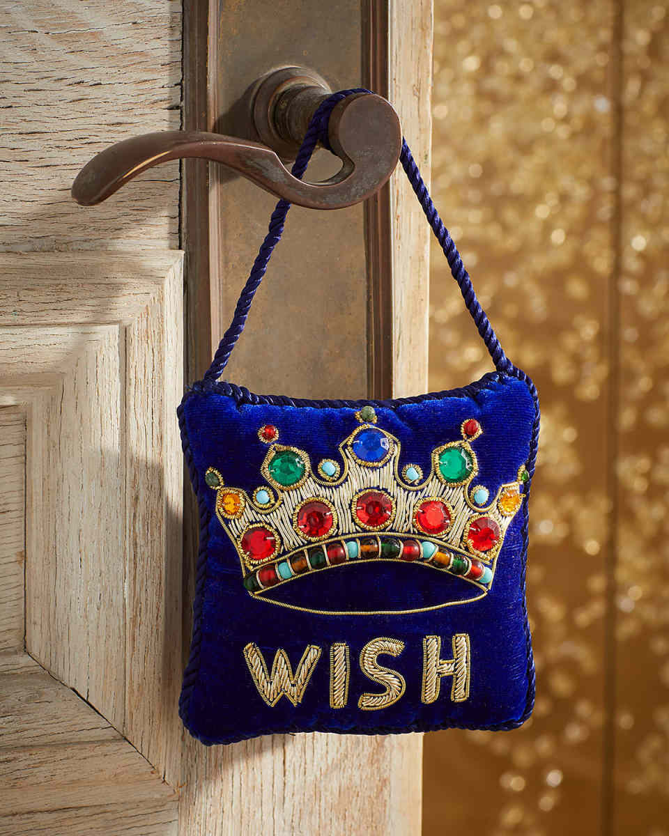 Wish Crown Embroidered Hanukkah Doorknocker