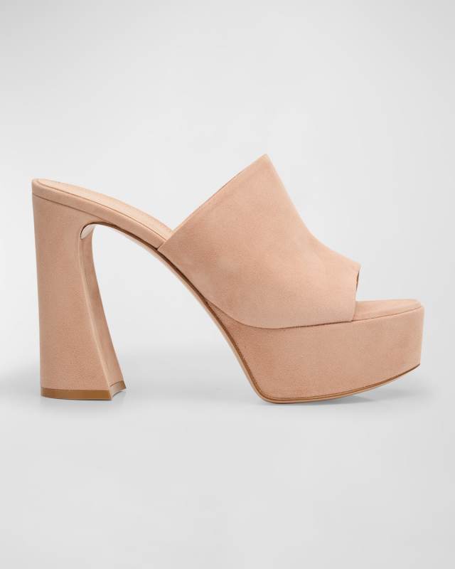 Holly Mules